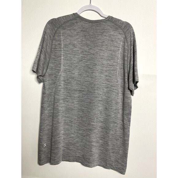 Lululemon Metal Vent Tech Shirt Men's Large Gray Short Sleeve Gym Running Top - Picture 4 of 12